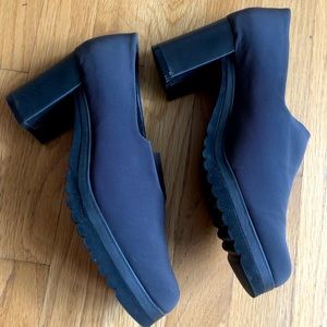 Valerie Stevens Lug Sole Shoe